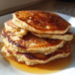 Apple cinnamon pancakes vegan